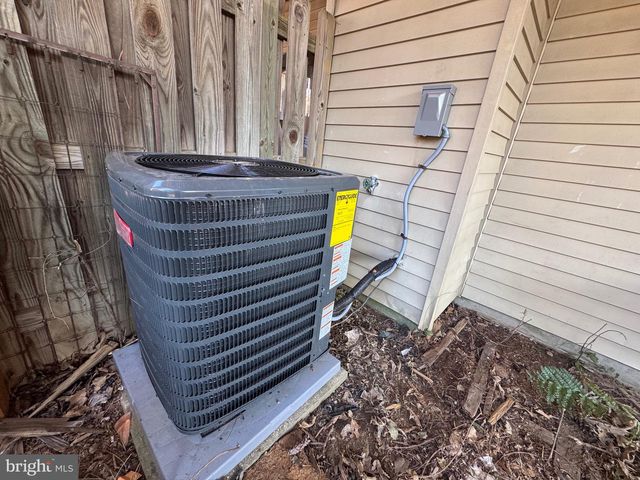 17306 ROCKY MOUNT LN, Dumfries, VA 22026