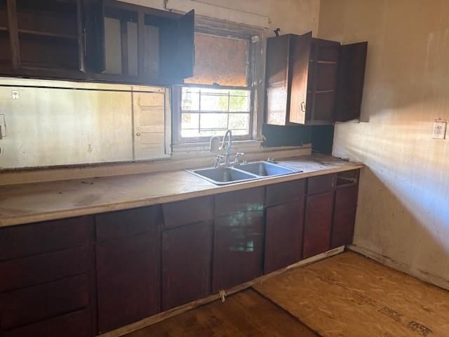 1168 Dolphin SW Drive, Atlanta, GA 30311