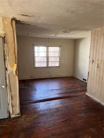 1168 Dolphin SW Drive, Atlanta, GA 30311