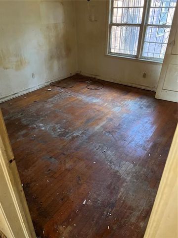 1168 Dolphin SW Drive, Atlanta, GA 30311