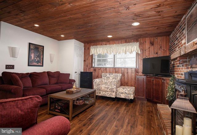 3204 HUNT RD, Fallston, MD 21047