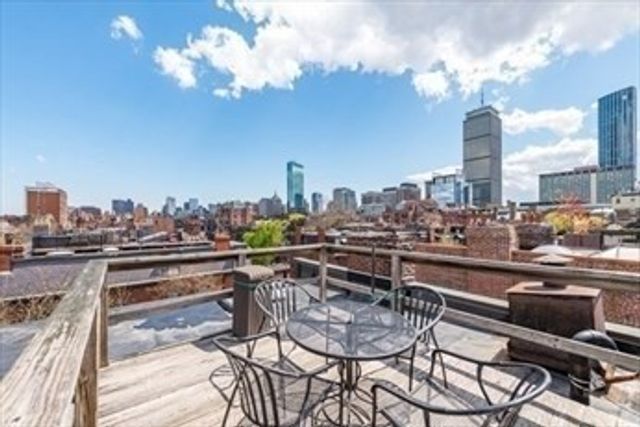 7 Hereford 8, Boston, MA 02115