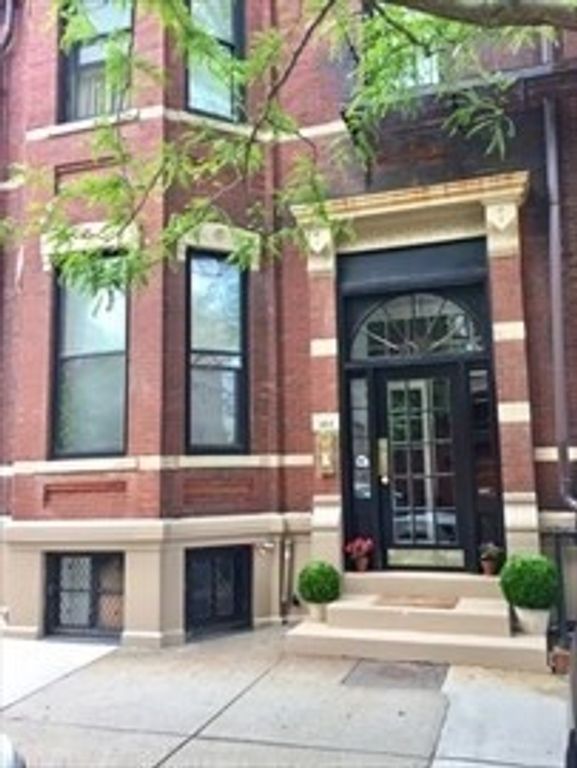 7 Hereford 8, Boston, MA 02115