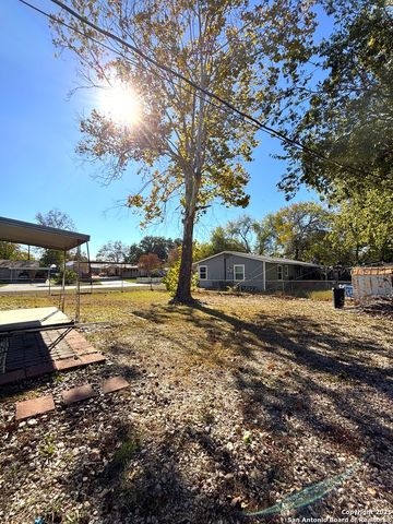 4215 Renault, San Antonio, TX 78218