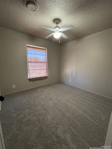 4215 Renault, San Antonio, TX 78218