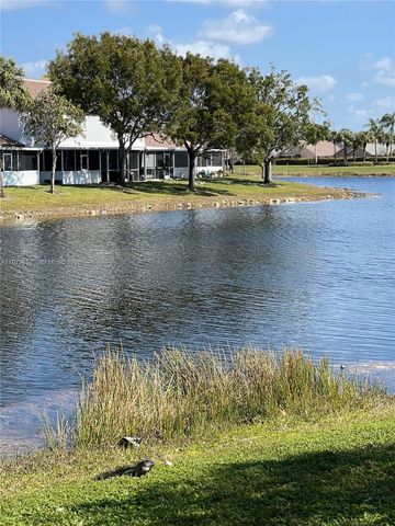 20839 NW 4th St, Pembroke Pines, FL 33029