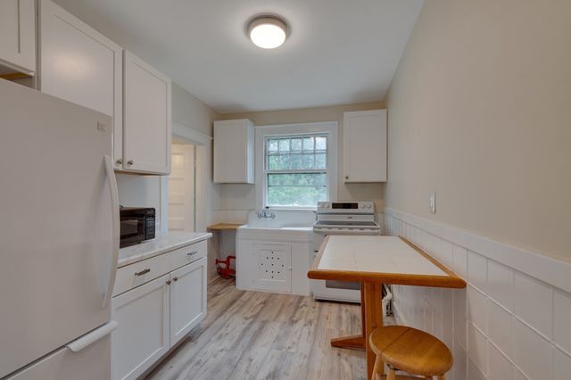 217 Lawrence St, Haverhill, MA 01830
