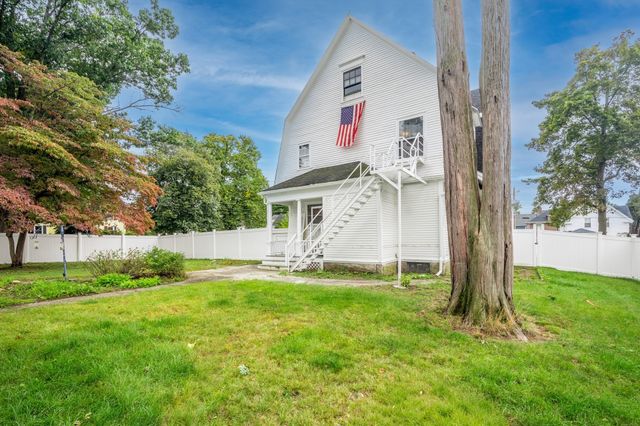 217 Lawrence St, Haverhill, MA 01830