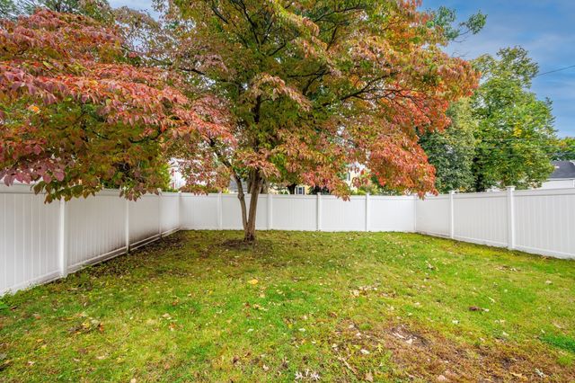 217 Lawrence St, Haverhill, MA 01830
