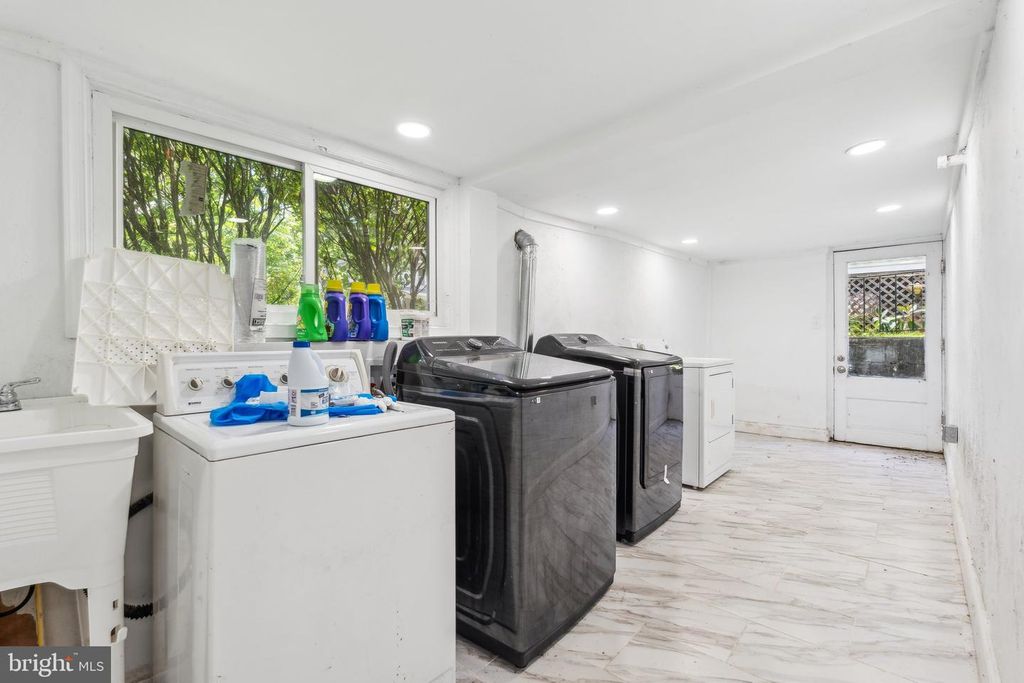 2810 MONTEBELLO TER #2, Baltimore, MD 21214