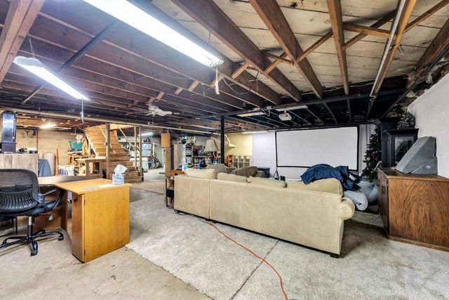 9017 360th AVENUE, Twin Lakes, WI 53181