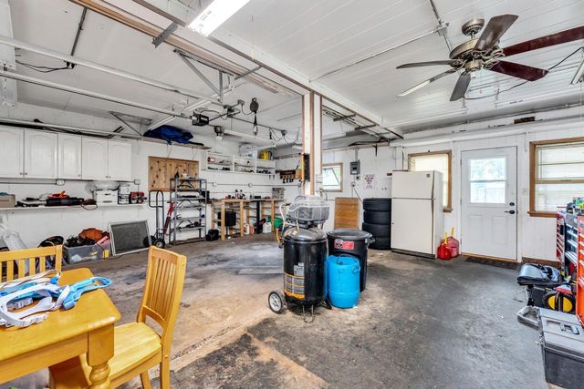 9017 360th AVENUE, Twin Lakes, WI 53181
