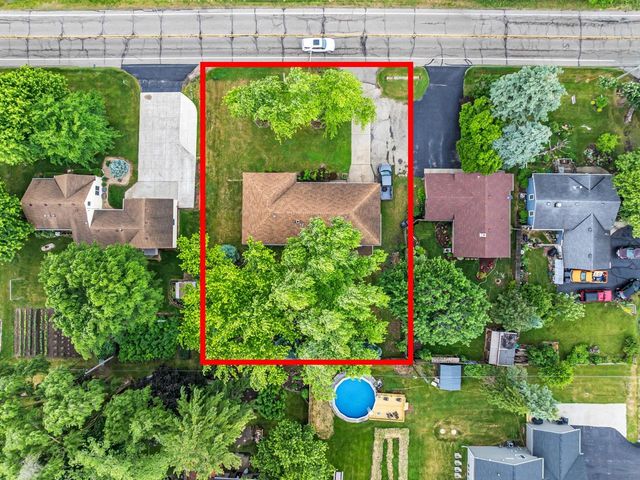 9017 360th AVENUE, Twin Lakes, WI 53181
