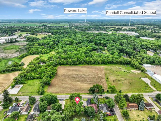 9017 360th AVENUE, Twin Lakes, WI 53181