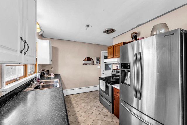 9017 360th AVENUE, Twin Lakes, WI 53181