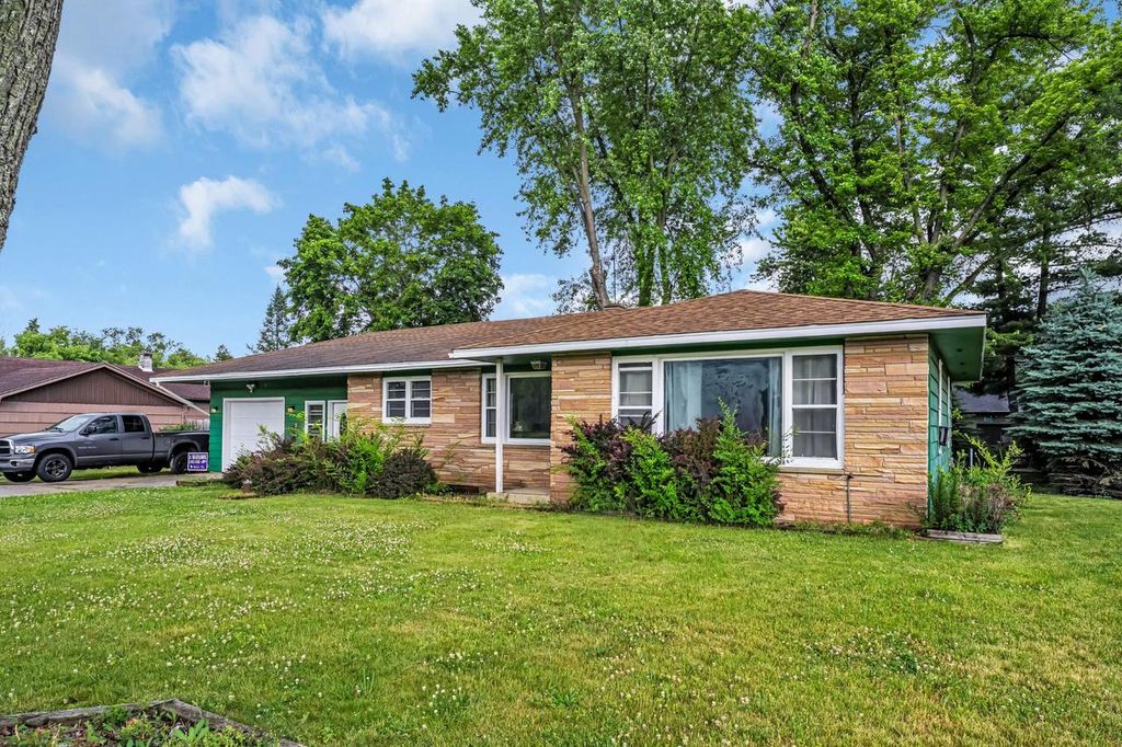 9017 360th AVENUE, Twin Lakes, WI 53181