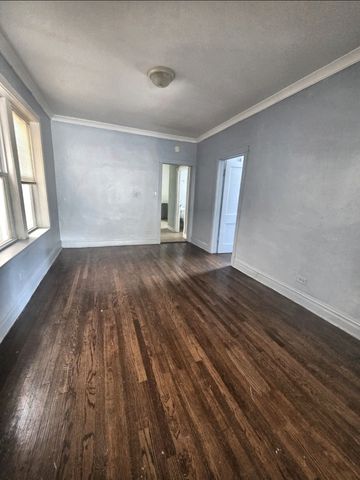 7841 S Loomis Boulevard, Chicago, IL 60620