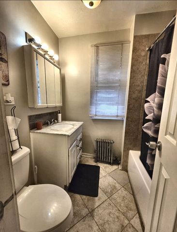 7841 S Loomis Boulevard, Chicago, IL 60620