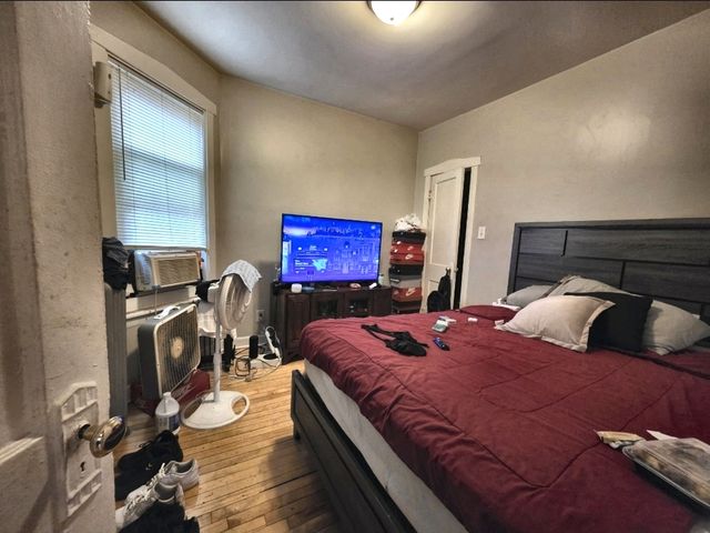 7841 S Loomis Boulevard, Chicago, IL 60620