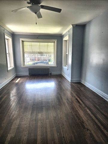 7841 S Loomis Boulevard, Chicago, IL 60620