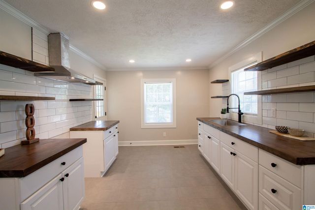 7432 QUEENSTOWN AVENUE, Birmingham, AL 35206