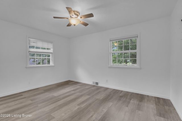 4408 Southridge Dr, Louisville, KY 40272