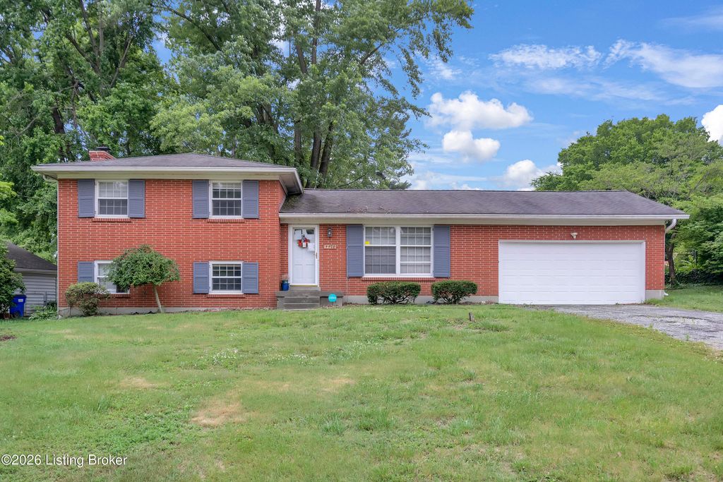 4408 Southridge Dr, Louisville, KY 40272