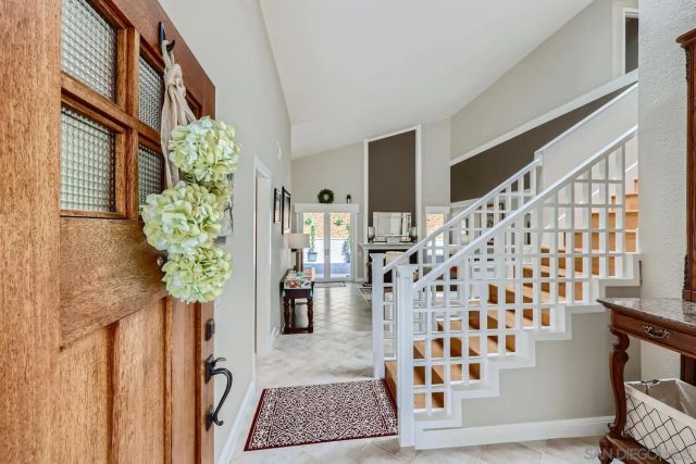 10808 Valiente Court, San Diego, CA 92124