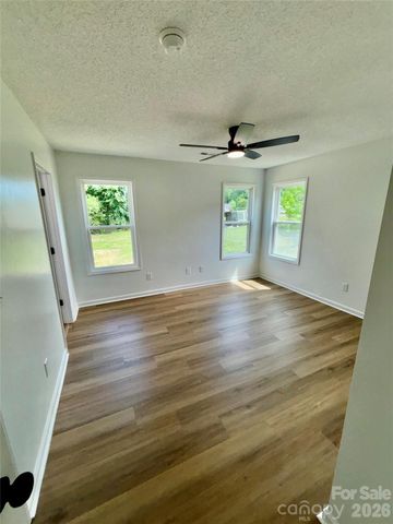 1002 Crescent Way, Wingate, NC 28174