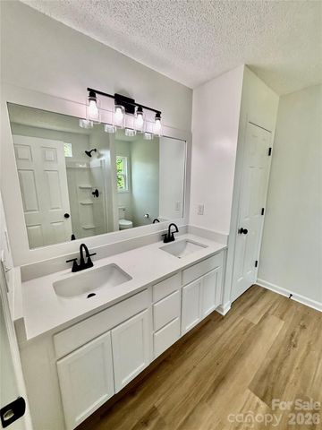 1002 Crescent Way, Wingate, NC 28174