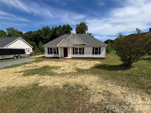 1002 Crescent Way, Wingate, NC 28174