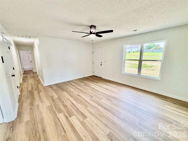 1002 Crescent Way, Wingate, NC 28174