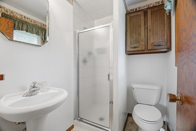 1102 S RIDGE LANE, Appleton, WI 54914