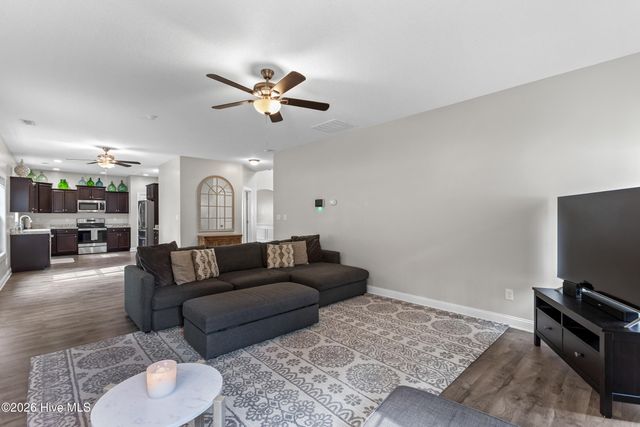 222 Wood House Drive, Jacksonville, NC 28546