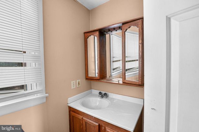 156 MAIN ST, Preston, MD 21655