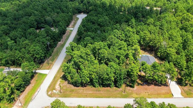 8-6-293 Stillwater Road, Huntsville, TX 77340