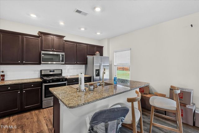 6822 Wildlife Circle, Piney Flats, TN 37686