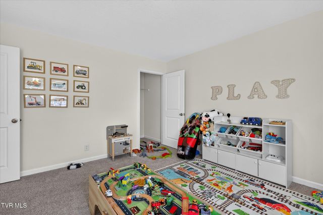 6822 Wildlife Circle, Piney Flats, TN 37686