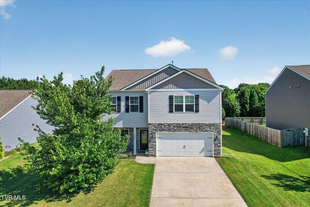 6822 Wildlife Circle, Piney Flats, TN 37686