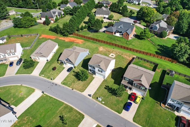 6822 Wildlife Circle, Piney Flats, TN 37686