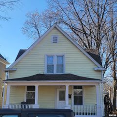 615 S English Avenue, Springfield, IL 62704