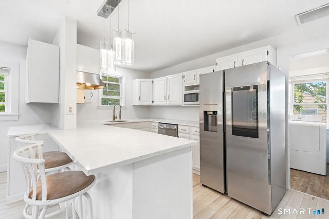 6 Beech Street, Ansonia, CT 06401