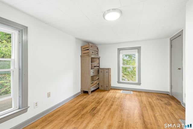 6 Beech Street, Ansonia, CT 06401