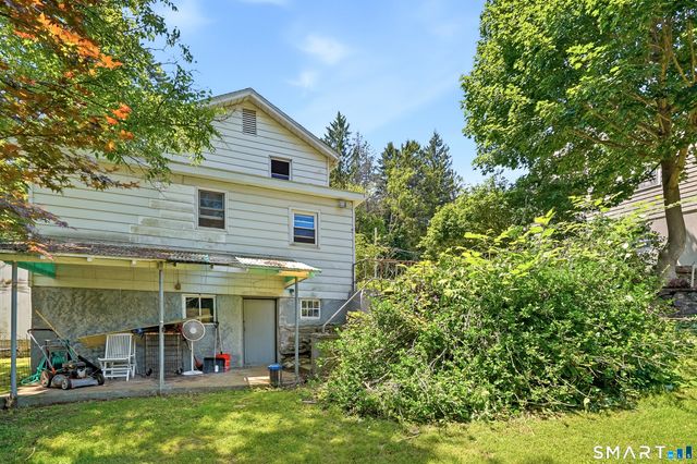 6 Beech Street, Ansonia, CT 06401