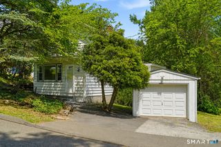 6 Beech Street, Ansonia, CT 06401