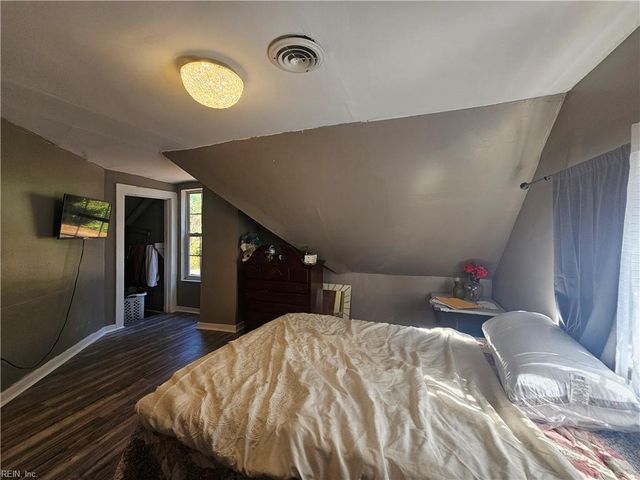 226 Maple AVE, Newport News, VA 23607