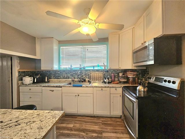 226 Maple AVE, Newport News, VA 23607