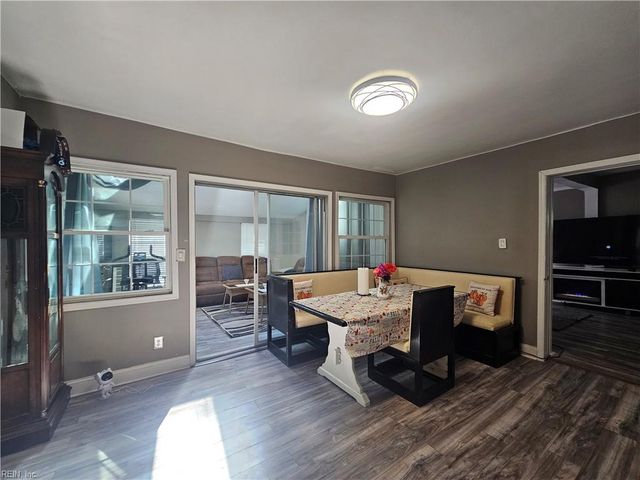 226 Maple AVE, Newport News, VA 23607