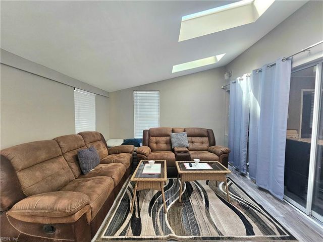 226 Maple AVE, Newport News, VA 23607