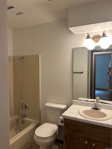 11 Kensington Drive, Conway, AR 72034